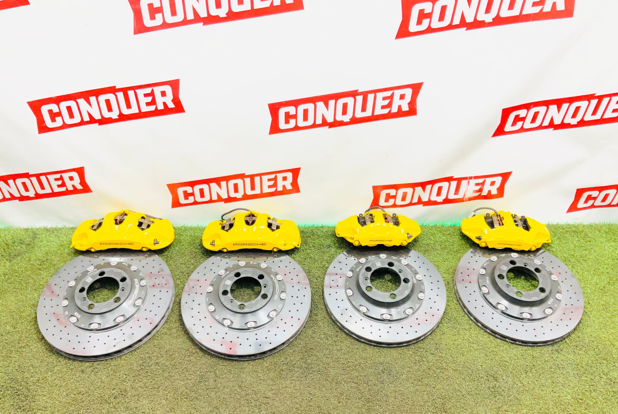 Комплект керамической тормозной системы Porsche 911 GT3 991, 1350000 рублей, Москва