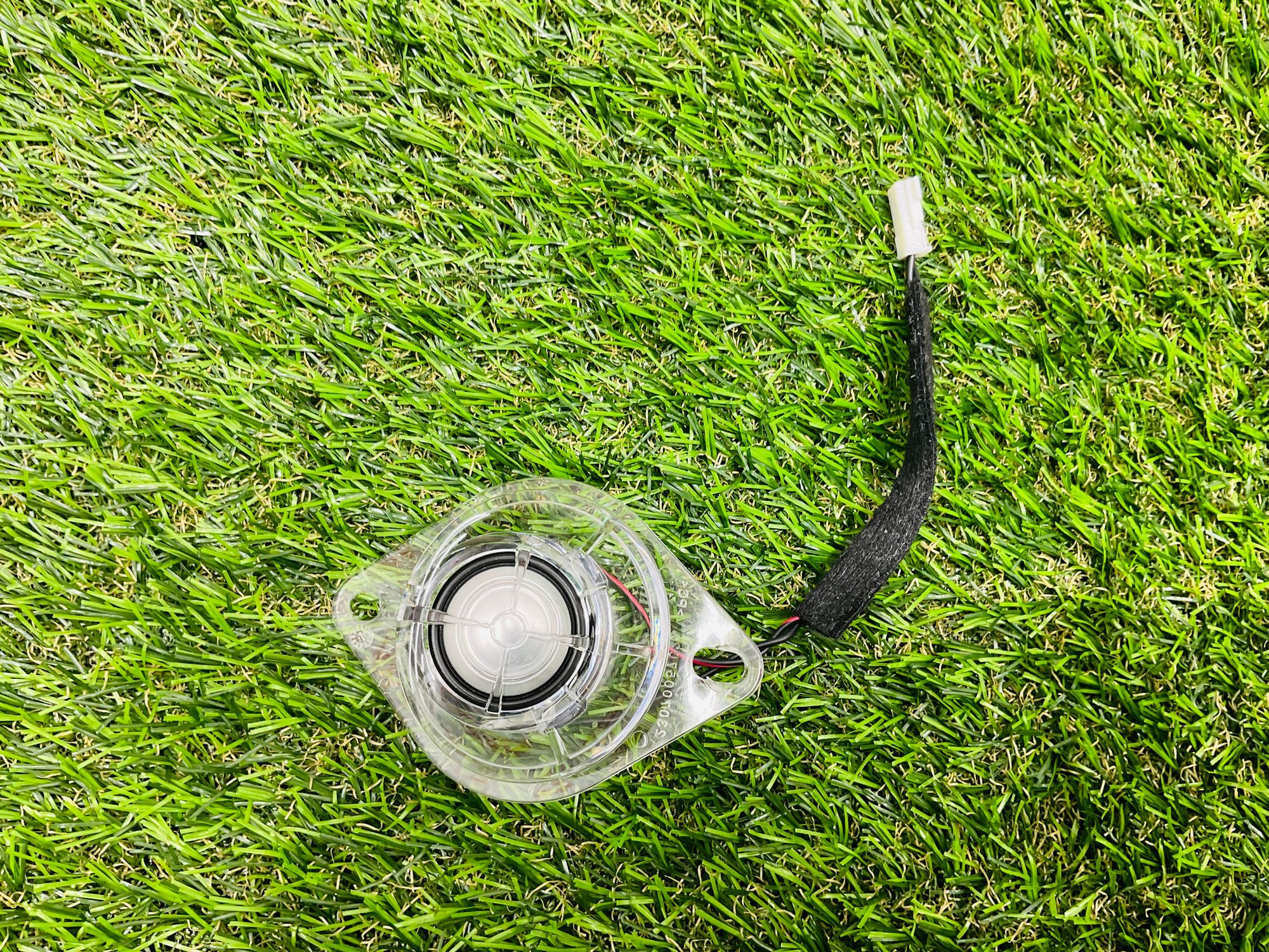 https://ycs.partsauto.market/partsauto-images/thmbs/userImages/h353NjtZg3VDP19b5HMt7LlpbQ93/part/ff79f7ad-bf2f-4990-8169-20881b4cf4f3_1780317966044.jpg