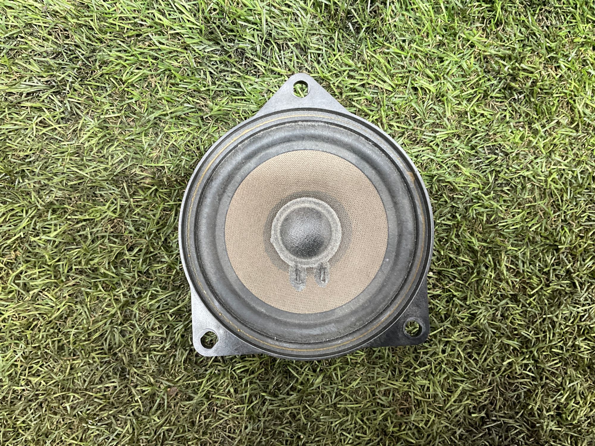 Динамик задней полки BMW 5 серия, G30/G31, 1000 рублей, Москва