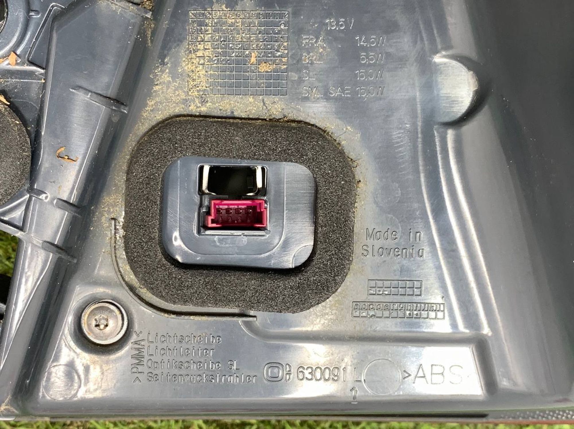 https://ycs.partsauto.market/partsauto-images/thmbs/userImages/h353NjtZg3VDP19b5HMt7LlpbQ93/part/ffef8211-1a41-4d24-819a-613c8b799230_1717773270560.jpg